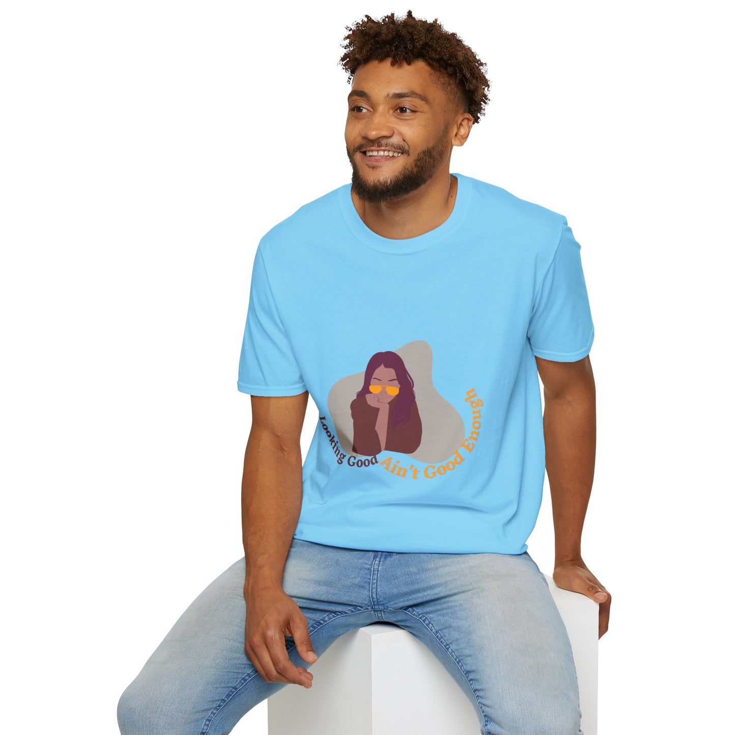 Looking Good - Unisex Softstyle T-Shirt